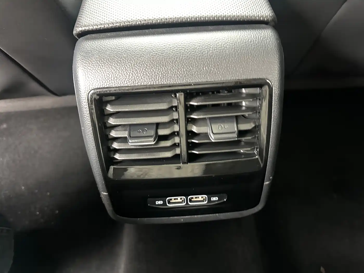 Volkswagen Sagitar 2022 280TSI DSG Surpassing Edition