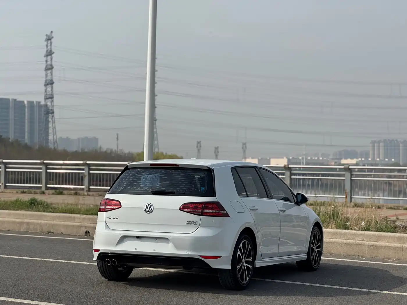 Volkswagen Golf 2016 1.4TSI Automatic R-Line