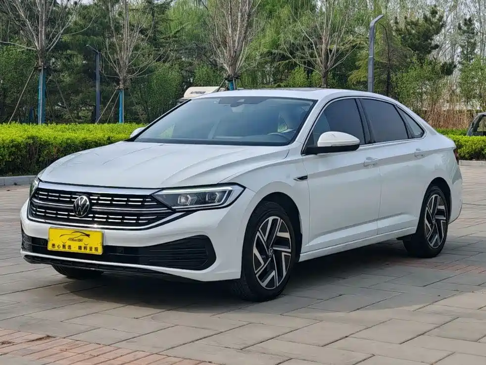 Volkswagen Sagitar 2023 Model Year 200TSI DSG Surpass Edition