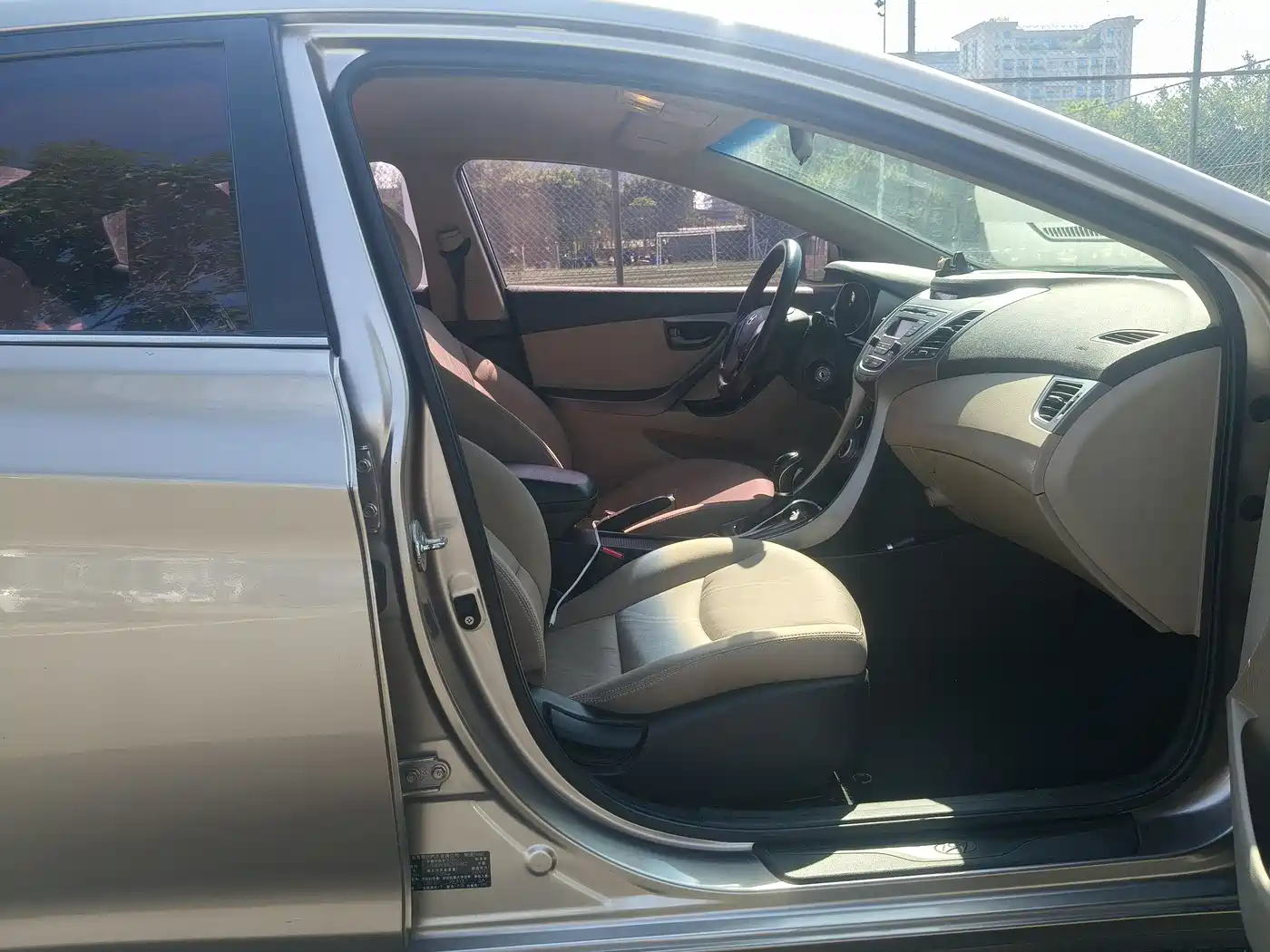 Hyundai Langdong 2016 1.6L Automatic Smart Edition
