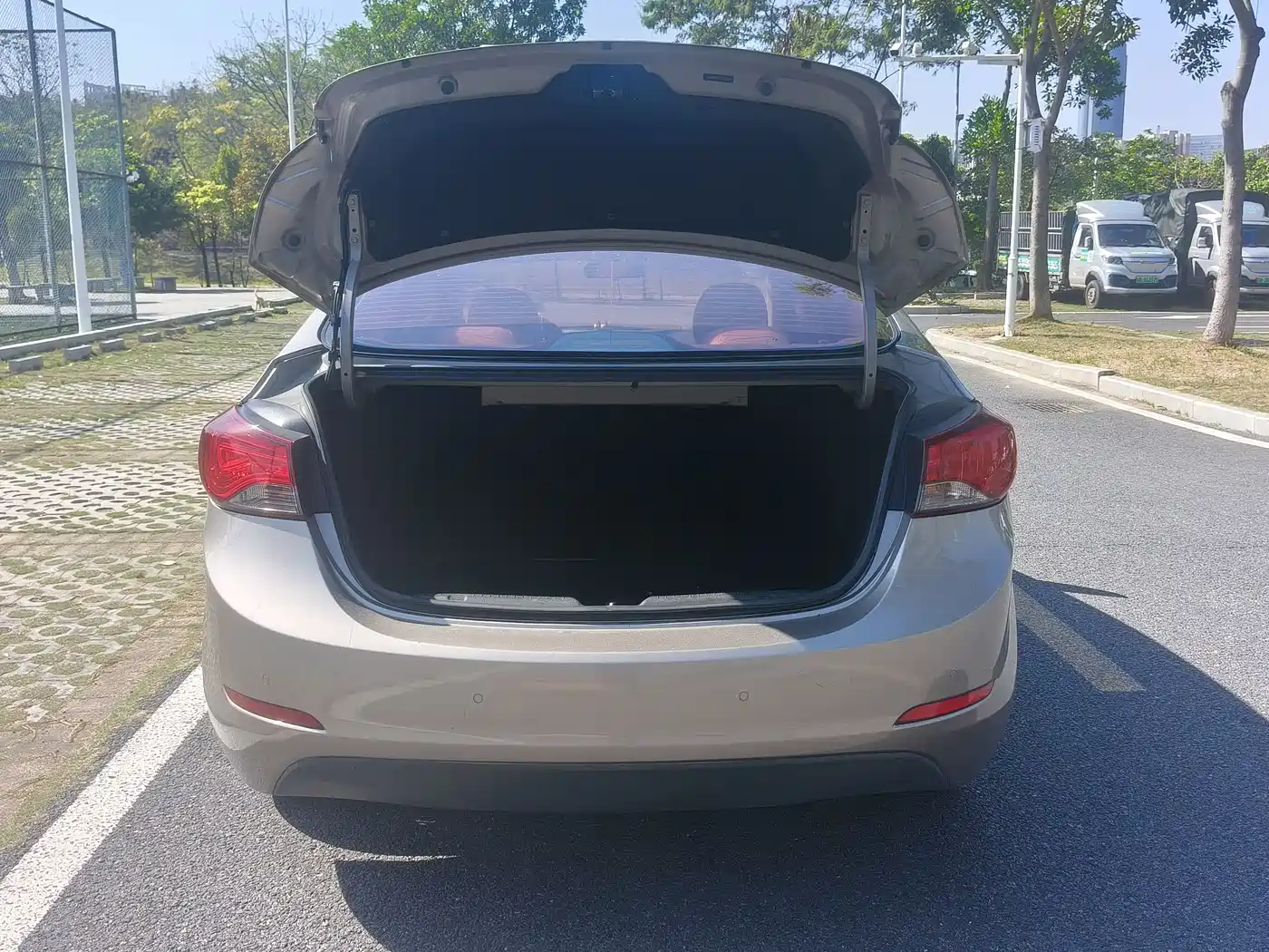 Hyundai Langdong 2016 1.6L Automatic Smart Edition