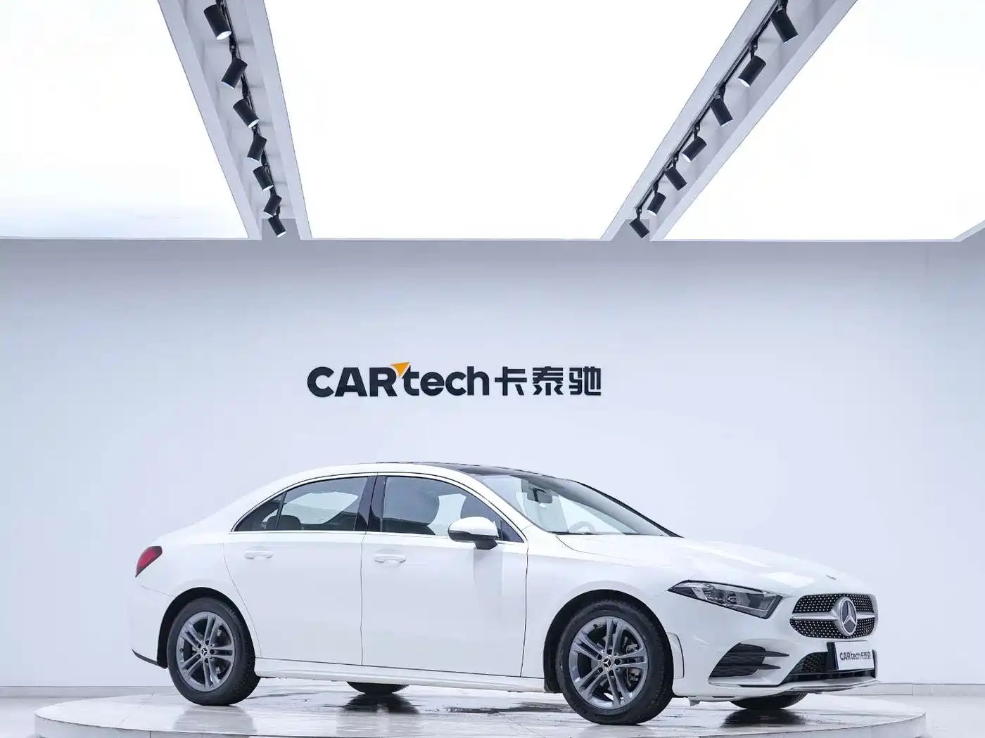 Mercedes-Benz Mercedes-Benz A-Class 2022 A 180 L Sport Sedan