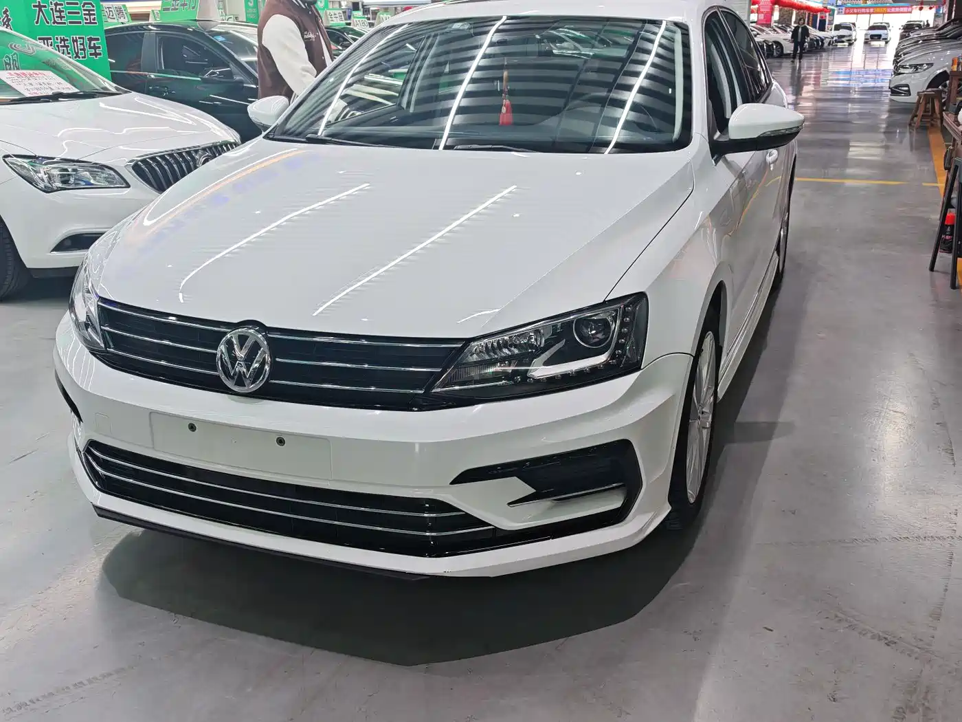 Volkswagen Sagitar 2018 280TSI DSG Spark Edition