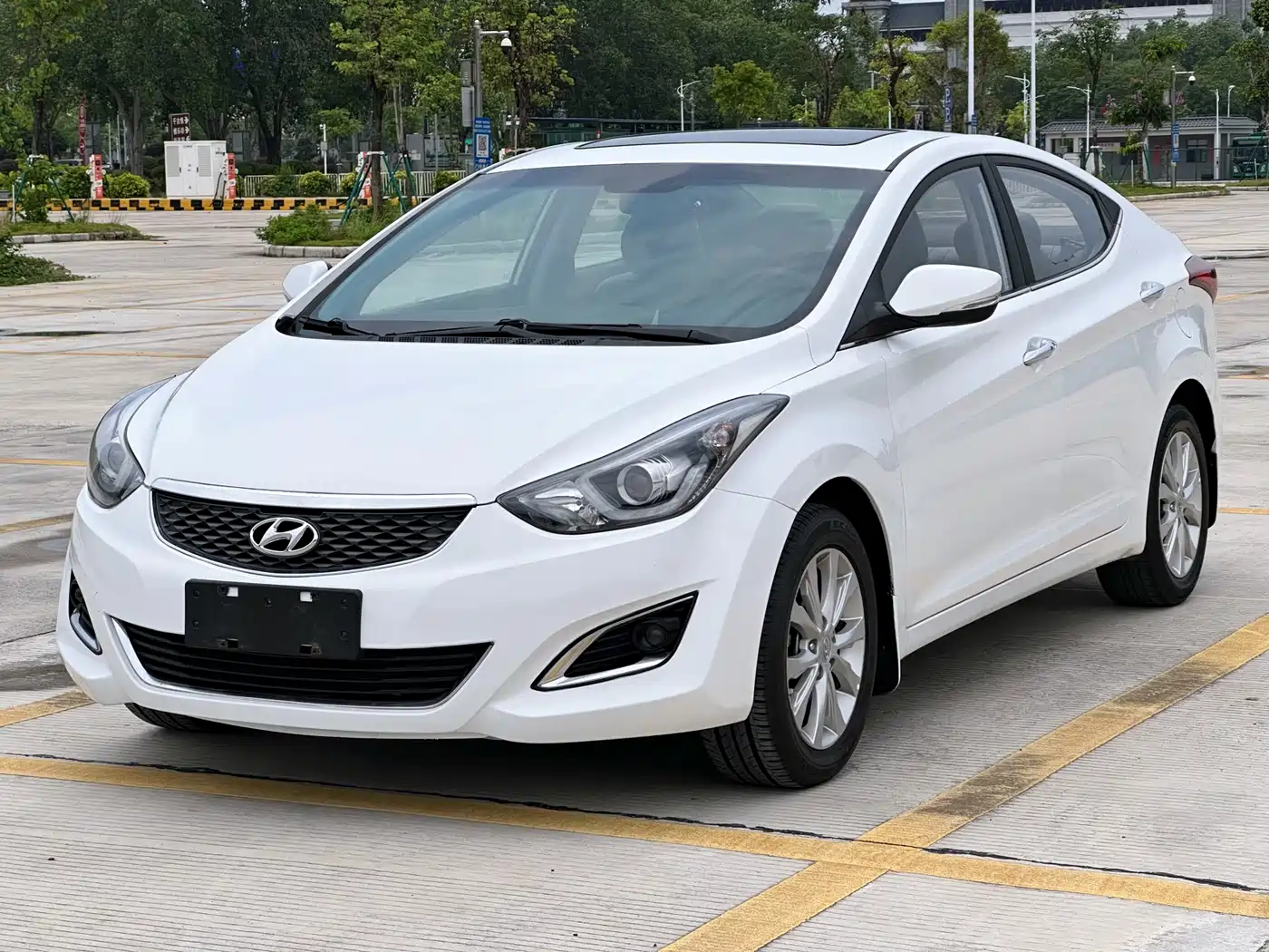 Hyundai Langdong 2016 1.6L Automatic Premium Edition