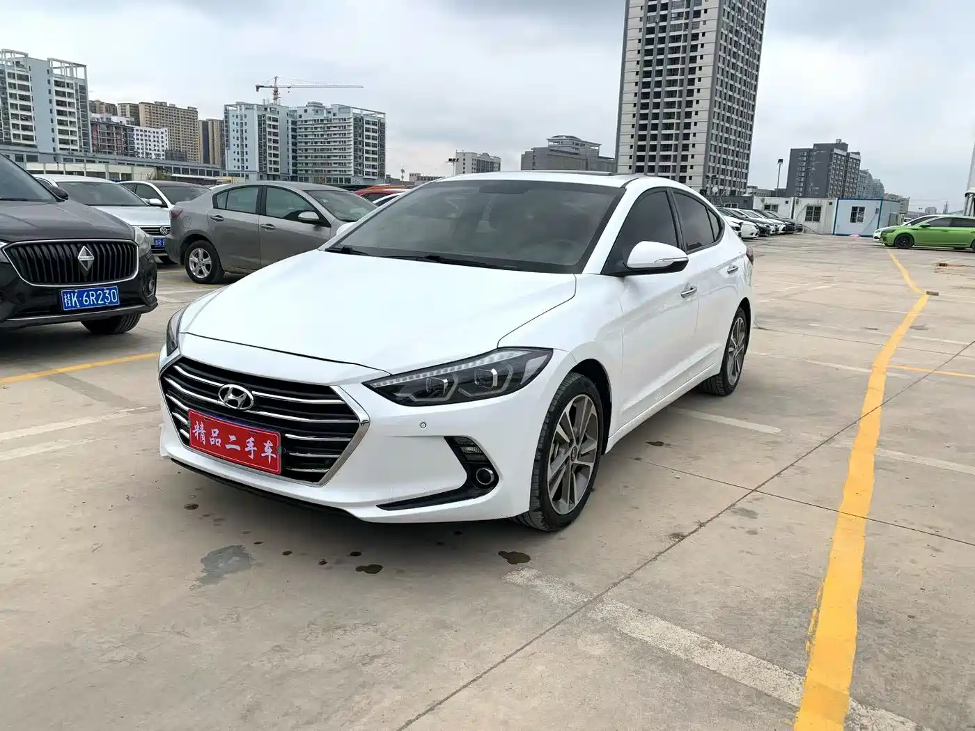 Hyundai Elantra 2016 1.6L Auto Smart·Luxury Edition