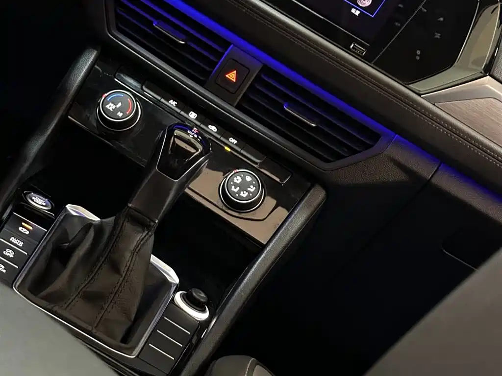 Volkswagen Sagitar 2021 280TSI DSG Comfort Smart Connect Edition
