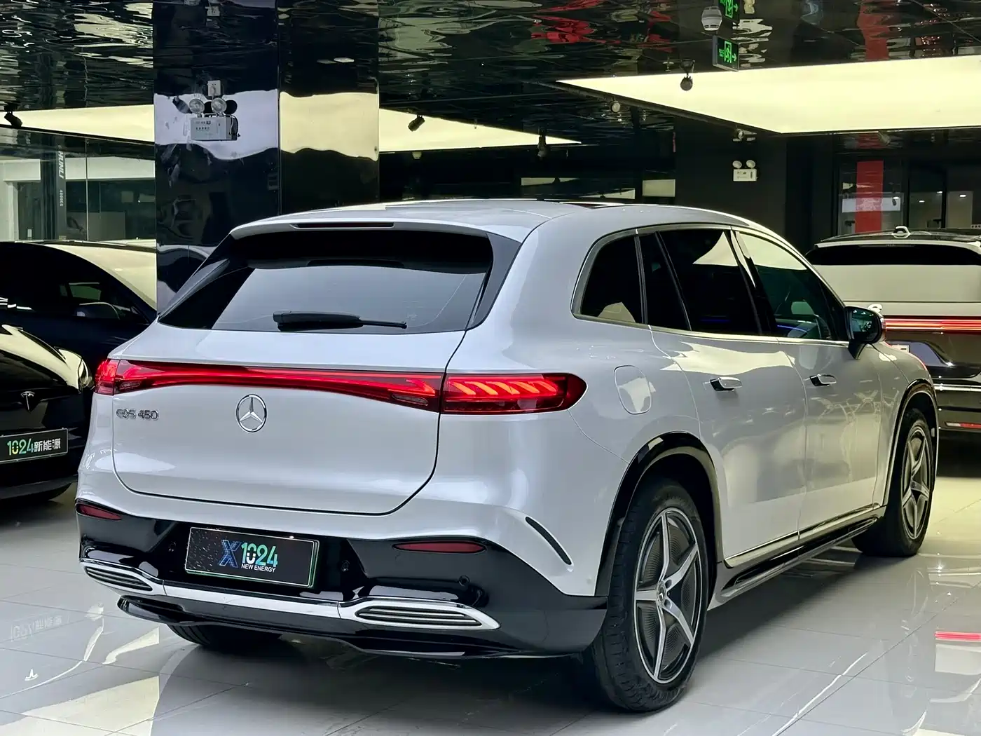 Mercedes-Benz Mercedes-Benz EQS SUV 2023 450 4MATIC Pioneer Edition
