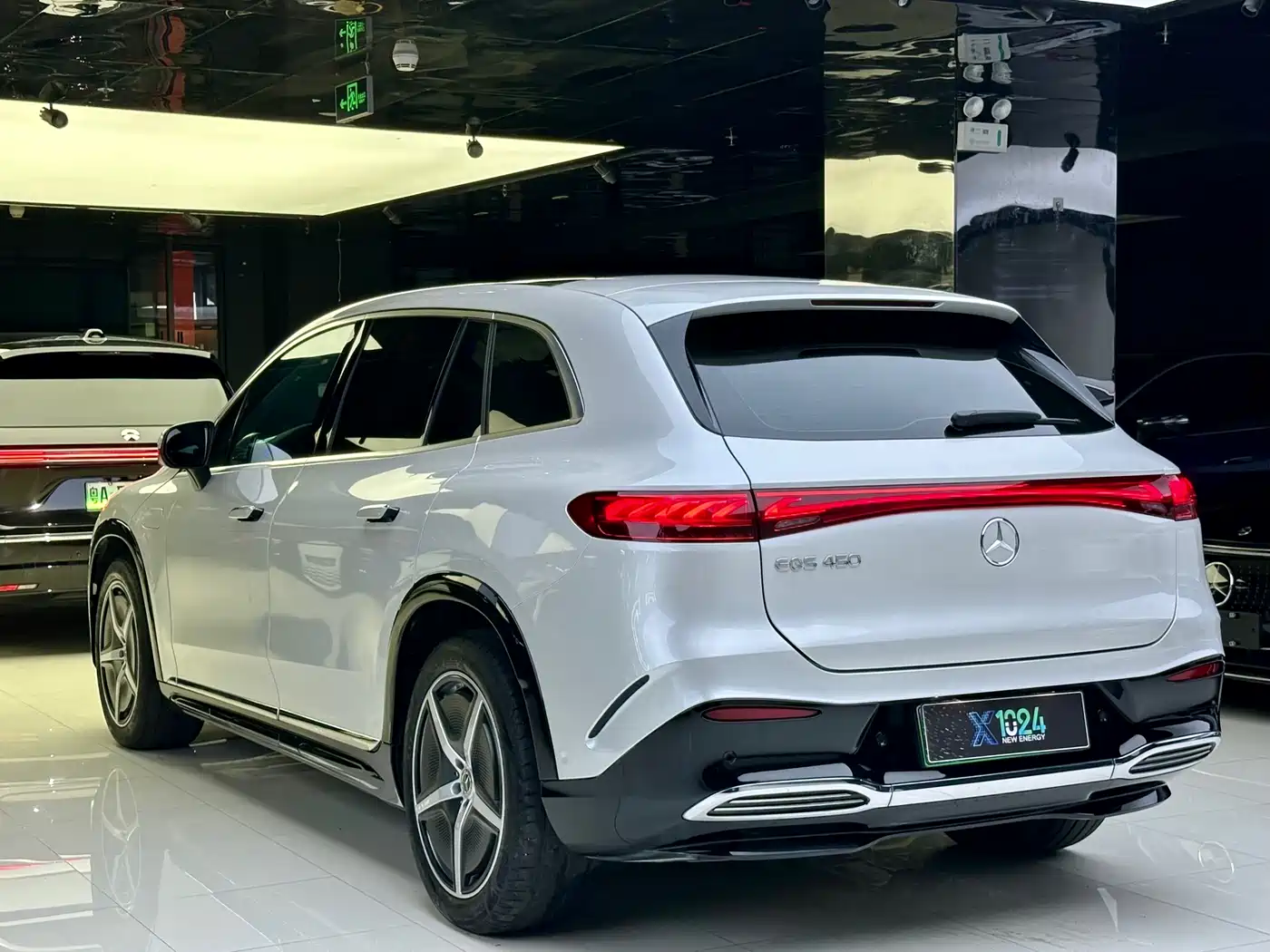 Mercedes-Benz Mercedes-Benz EQS SUV 2023 450 4MATIC Pioneer Edition
