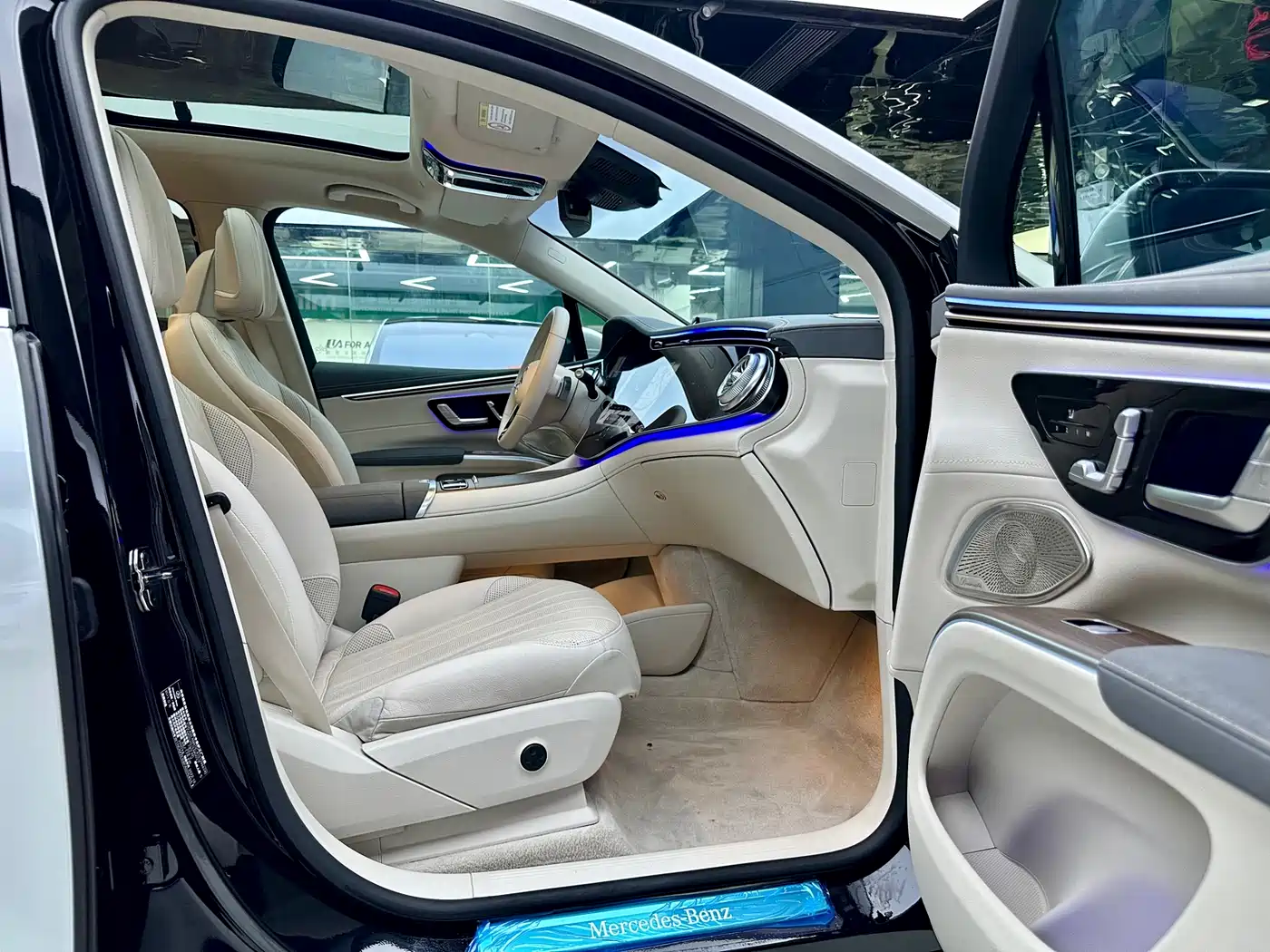 Mercedes-Benz Mercedes-Benz EQS SUV 2023 450 4MATIC Pioneer Edition