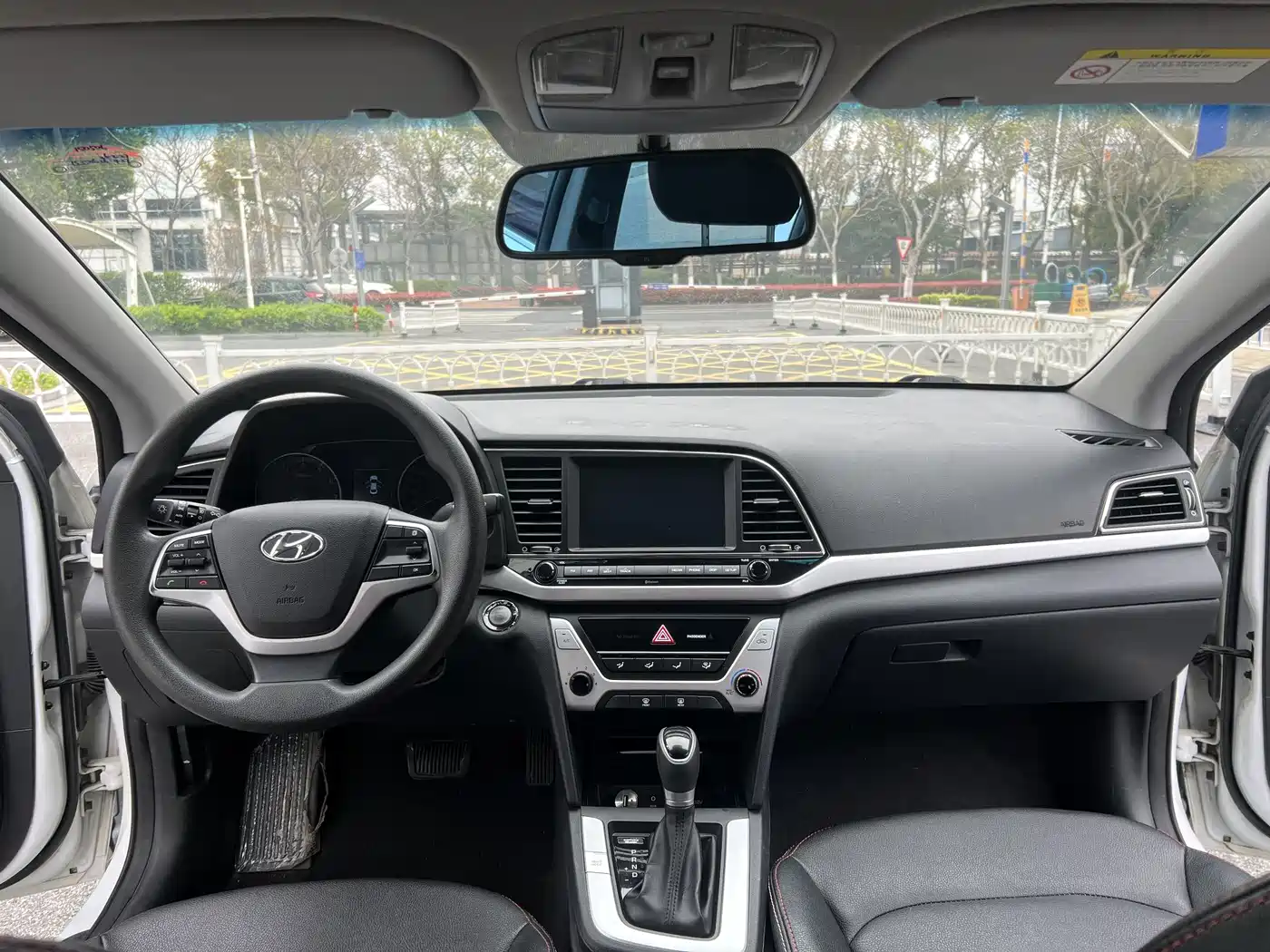 Hyundai Elantra 2016 Model 1.6L Automatic Smart Elite