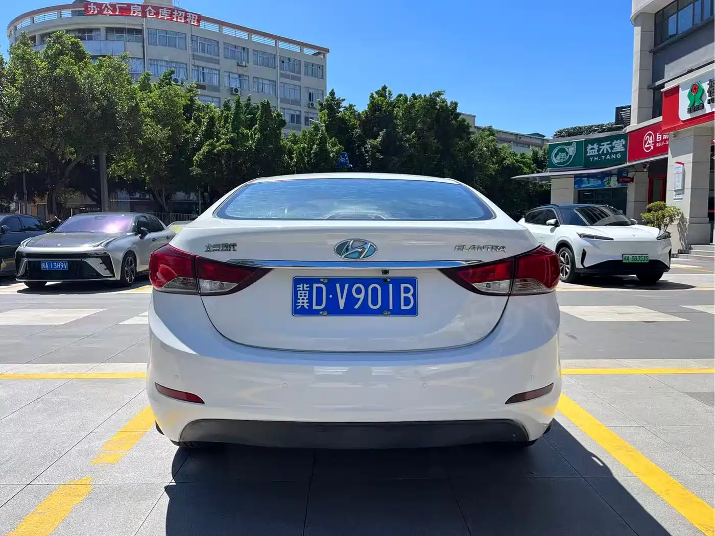 Hyundai Langdong 2016 1.6L Automatic Smart Edition