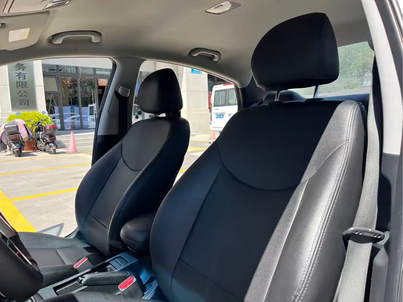 Hyundai Langdong 2016 1.6L Automatic Smart Edition