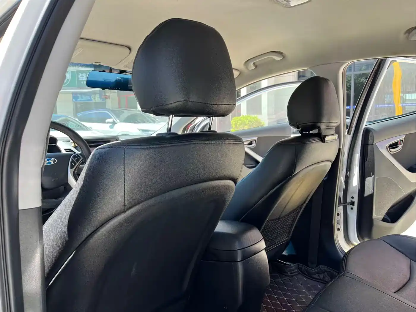 Hyundai Langdong 2016 1.6L Automatic Smart Edition