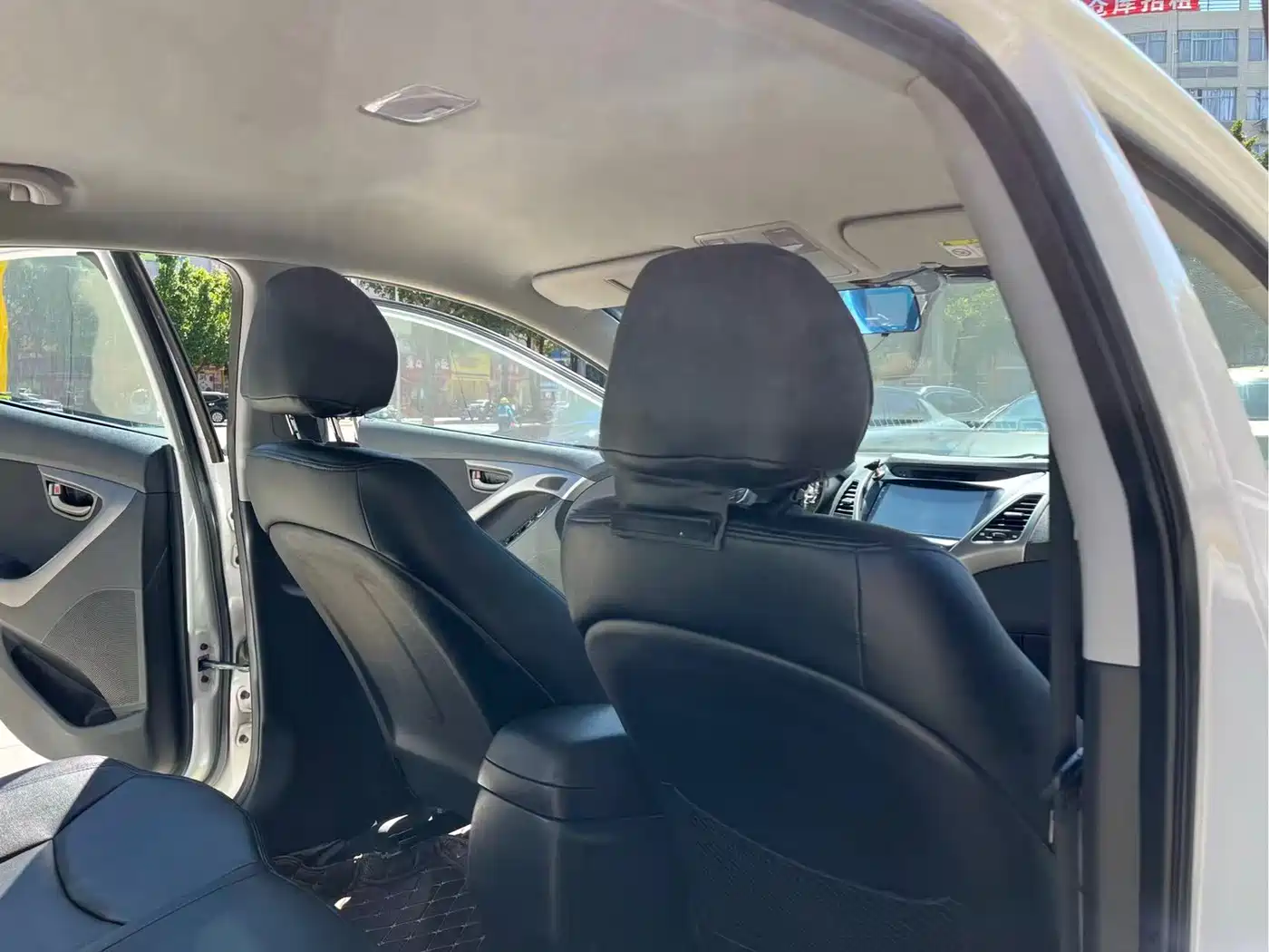 Hyundai Langdong 2016 1.6L Automatic Smart Edition