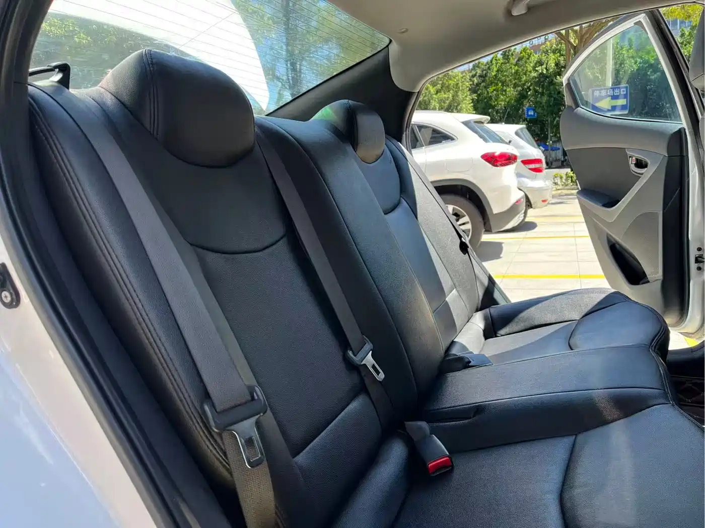 Hyundai Langdong 2016 1.6L Automatic Smart Edition