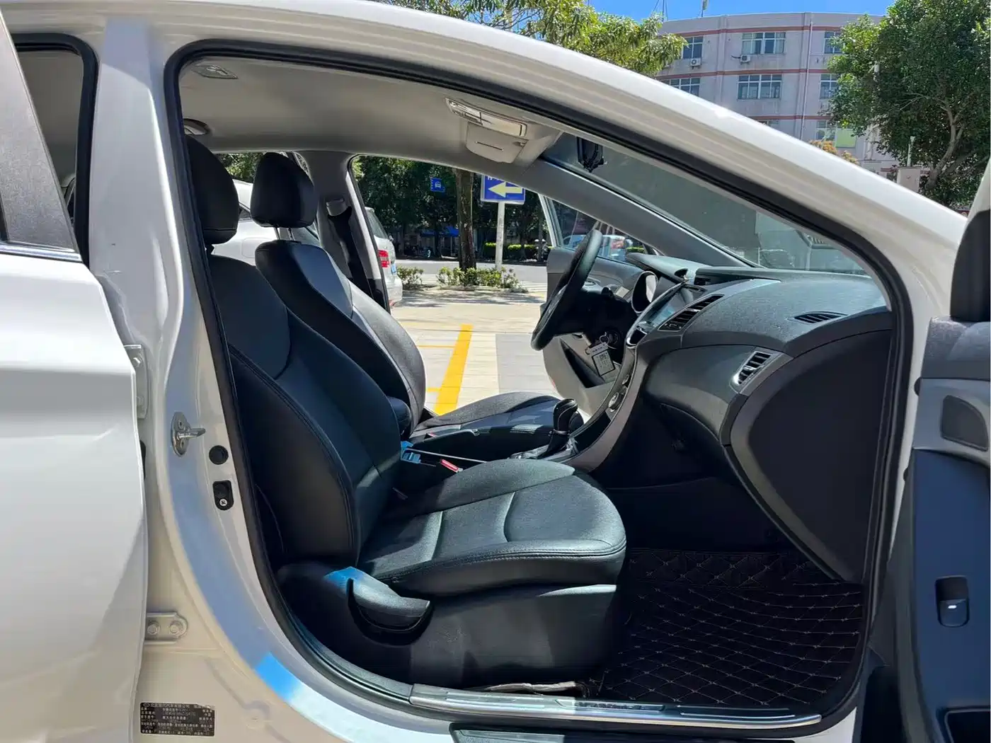 Hyundai Langdong 2016 1.6L Automatic Smart Edition