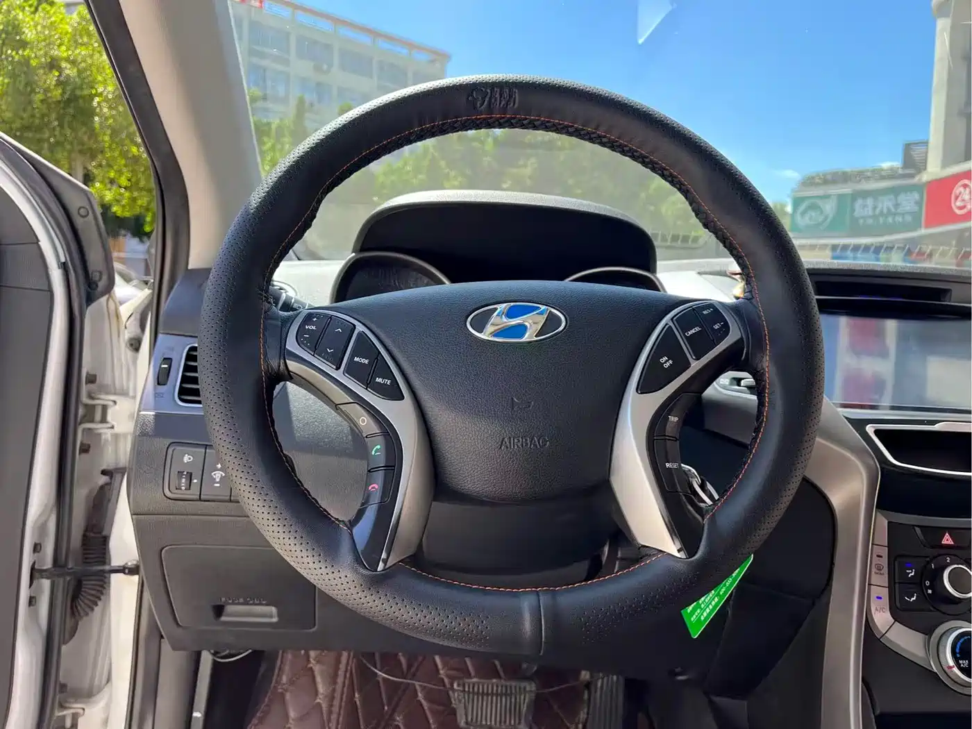 Hyundai Langdong 2016 1.6L Automatic Smart Edition