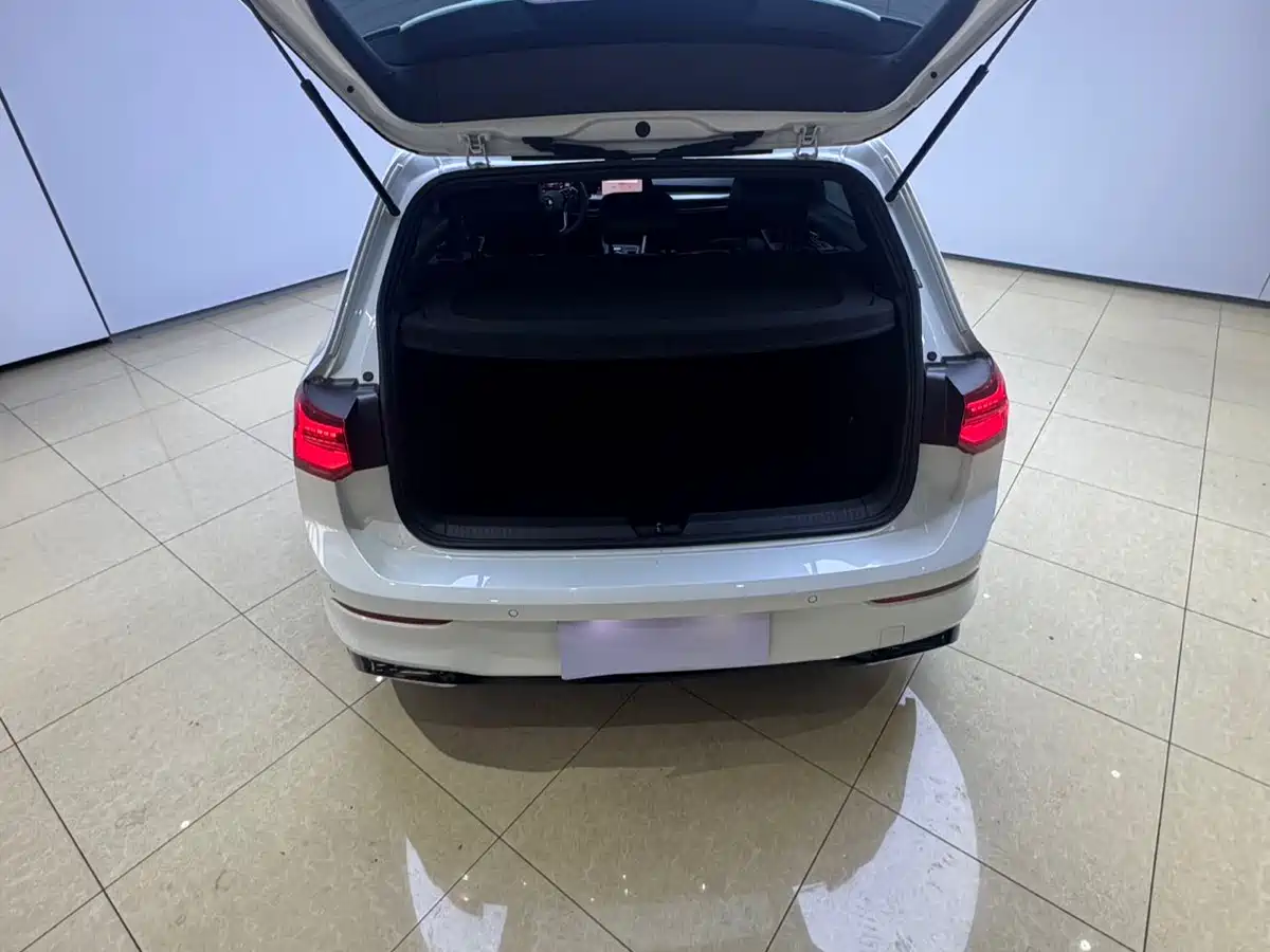 Volkswagen Golf 2023 280TSI DSG R-Line Lite