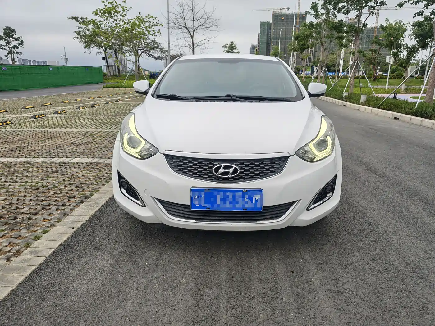 Hyundai Langdong 2016 1.6L Automatic Smart Edition