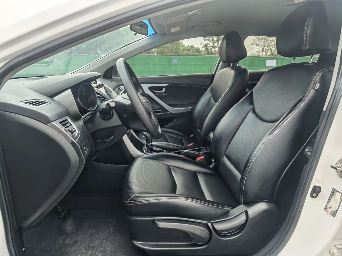 Hyundai Langdong 2016 1.6L Automatic Smart Edition