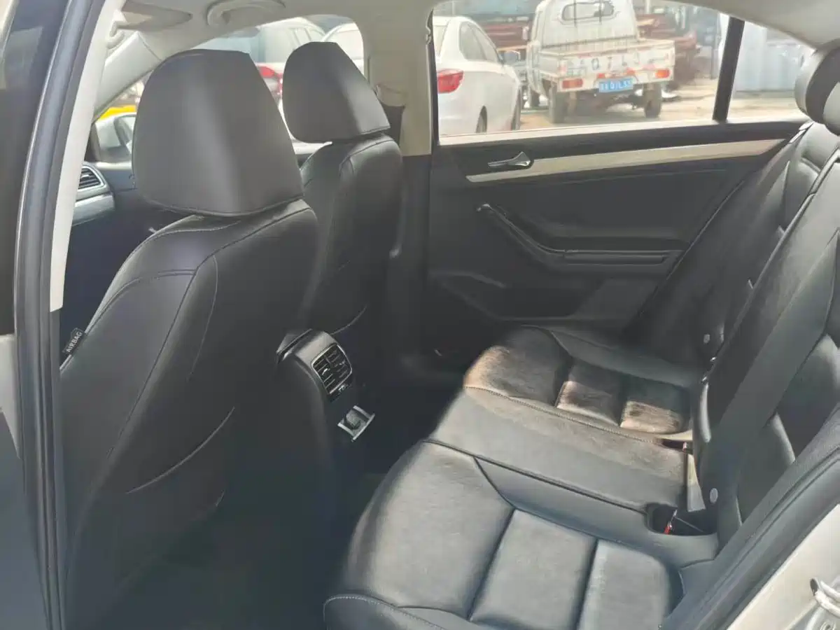Volkswagen Sagitar 2017 1.6L Automatic Comfort