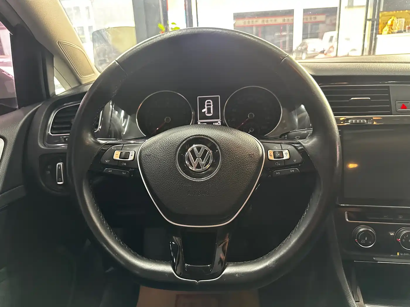 Volkswagen Golf 2018 1.6L Automatic Comfort