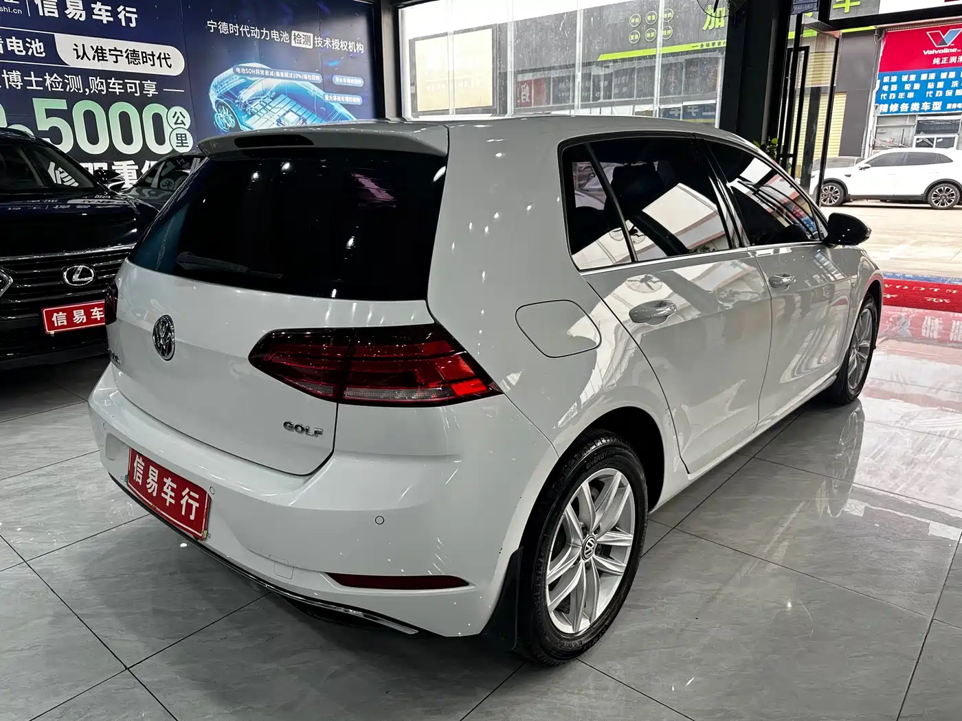 Volkswagen Golf 2018 1.6L Automatic Comfort