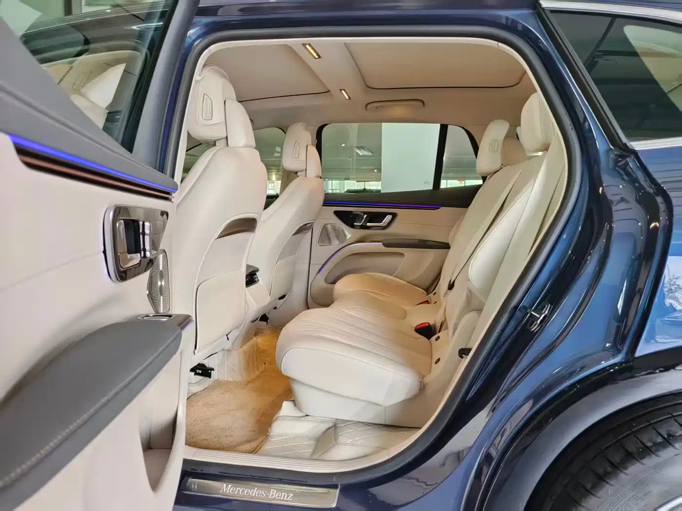Mercedes-Benz Mercedes-Benz EQS SUV 2023 450 4MATIC Pioneer Edition