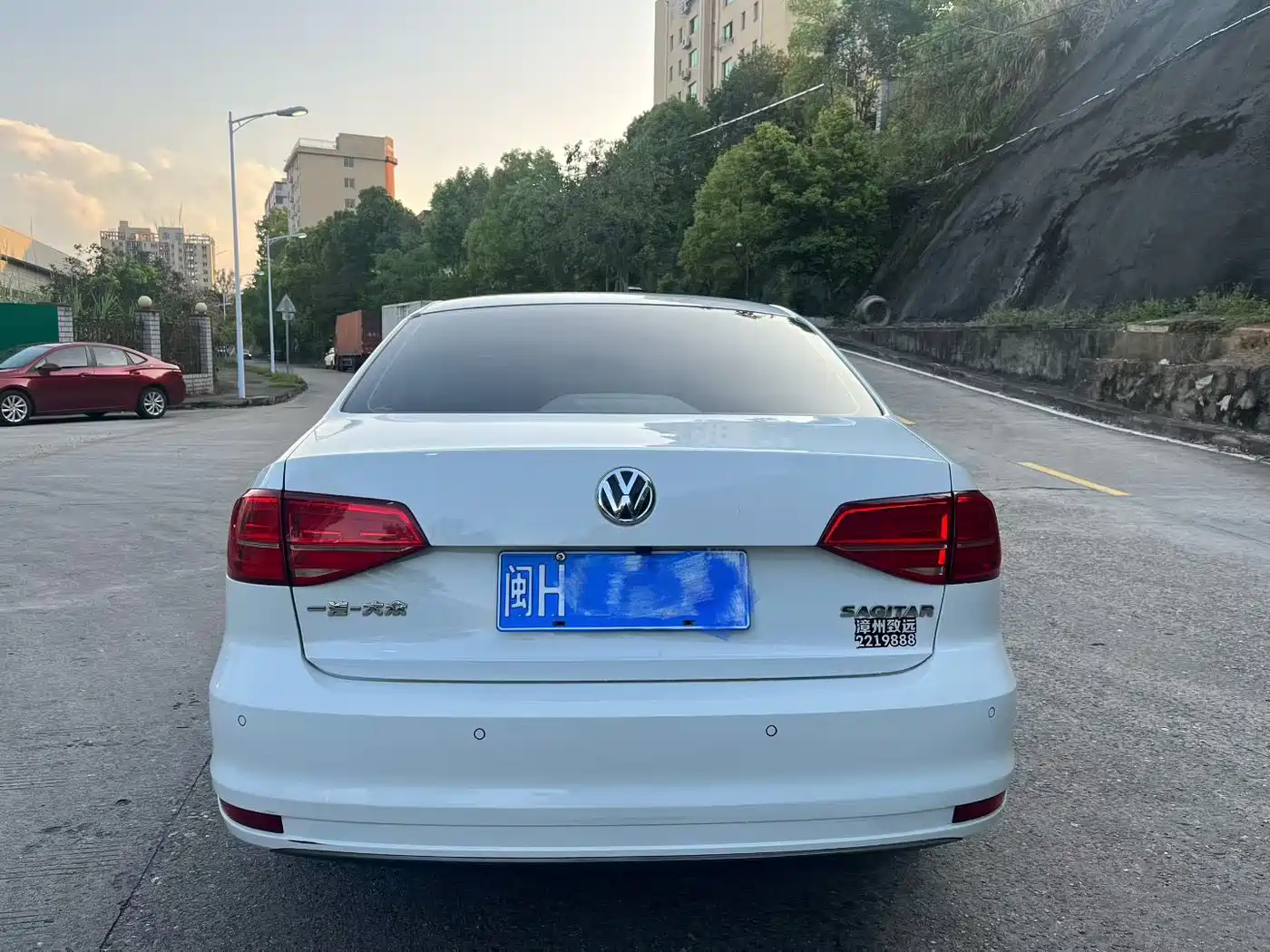 Volkswagen Sagitar 2015 1.6L Automatic Comfort