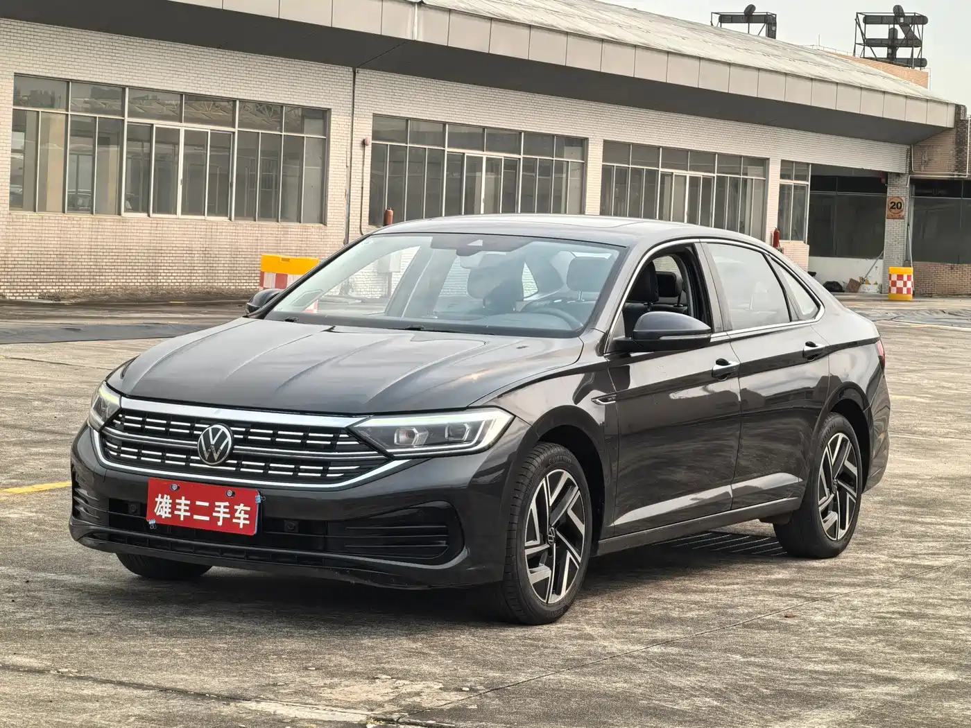 Volkswagen Sagitar 2023 Model Year 200TSI DSG Surpass Edition