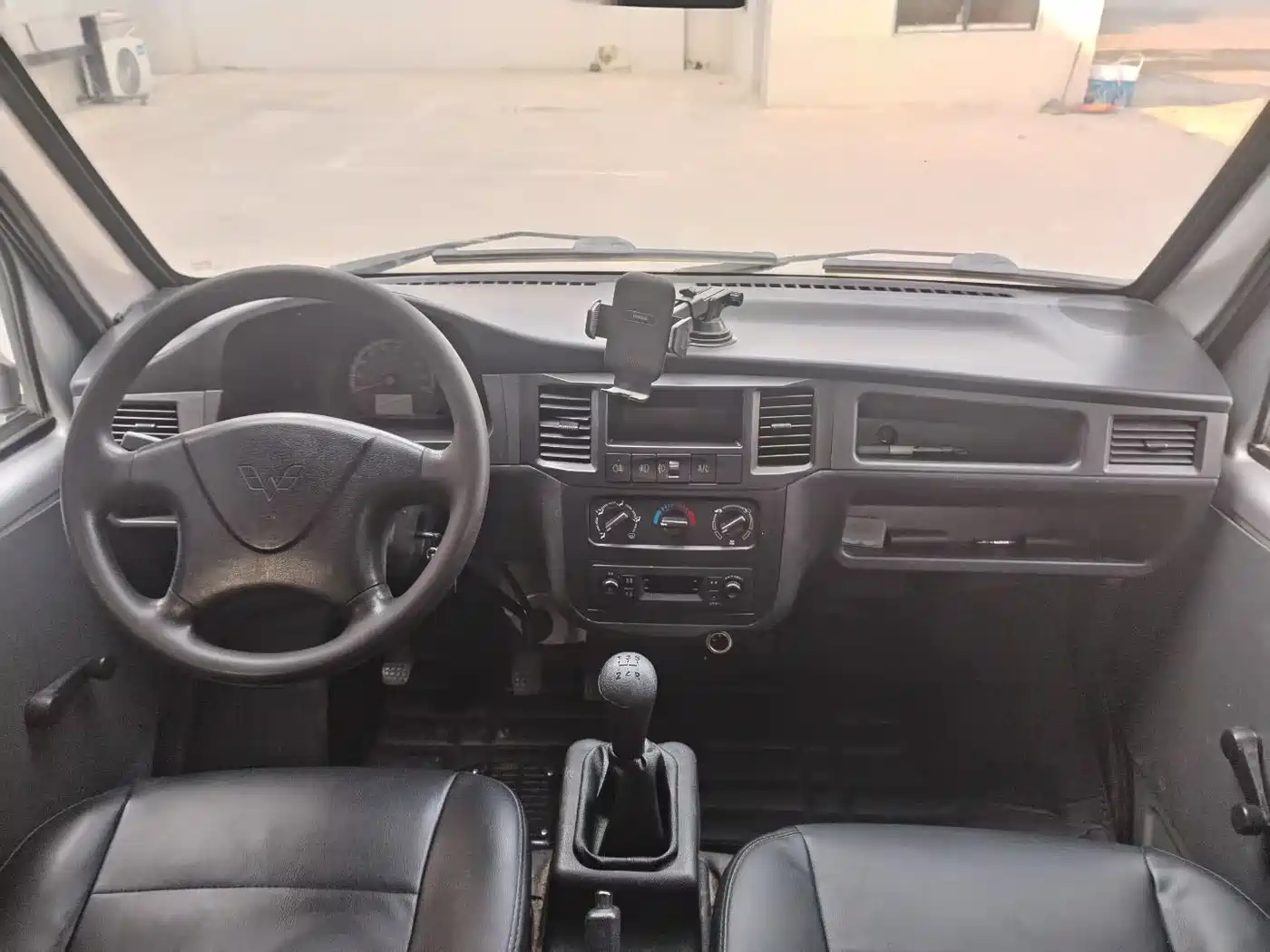 Wuling Motors Wuling Zhiguang 2015 1.2L Utility LSI