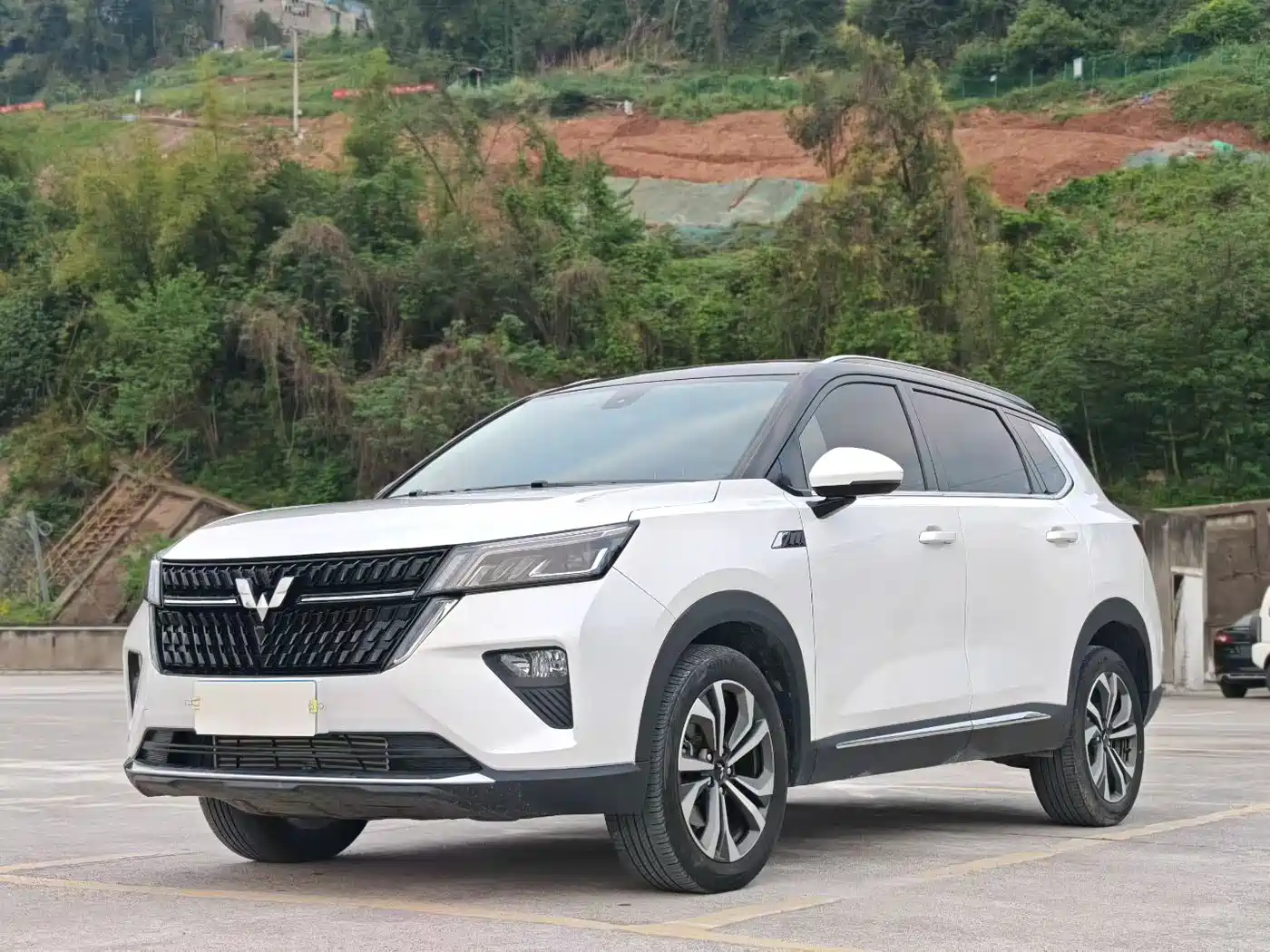 Wuling Motors Wuling Xingchen 2021 1.5T CVT Starlight Edition
