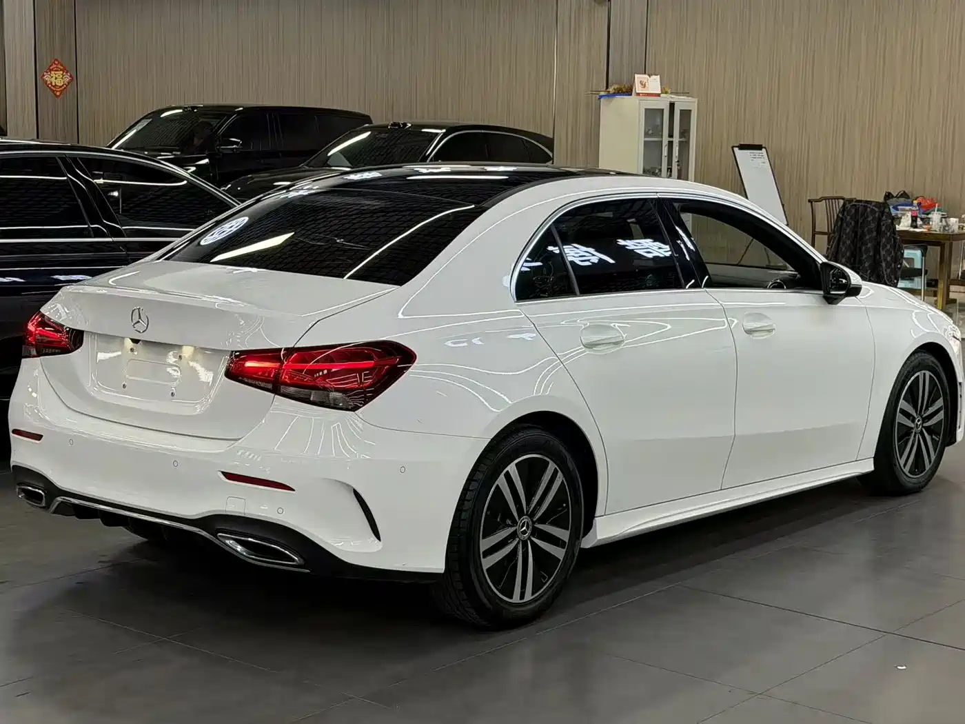 Mercedes-Benz Mercedes-Benz A-Class 2019 A 180 L Sport Sedan