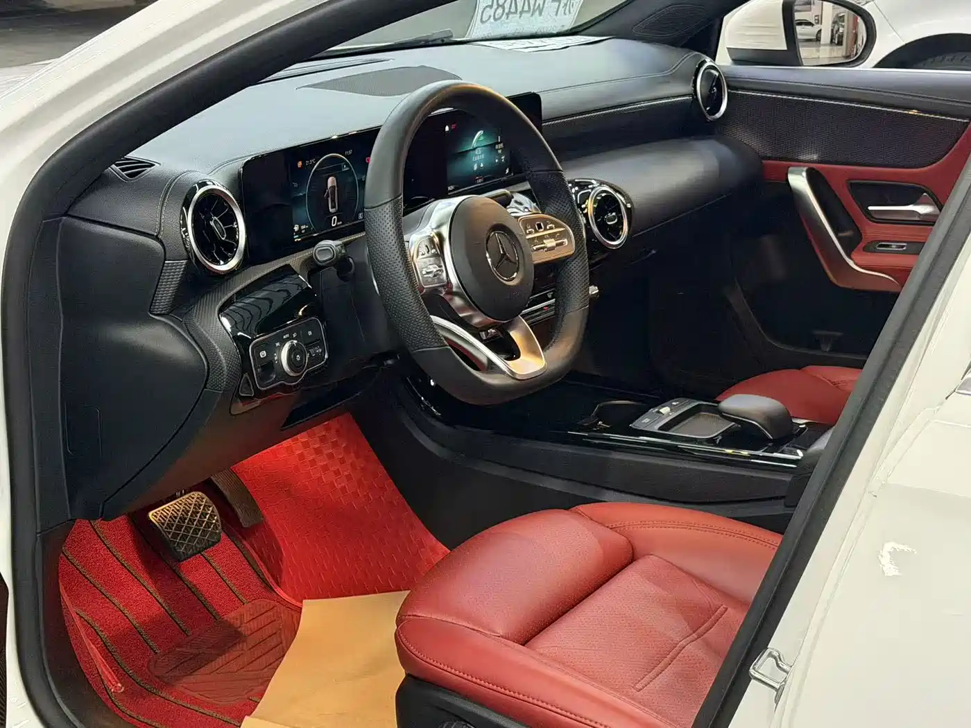 Mercedes-Benz Mercedes-Benz A-Class 2019 A 180 L Sport Sedan