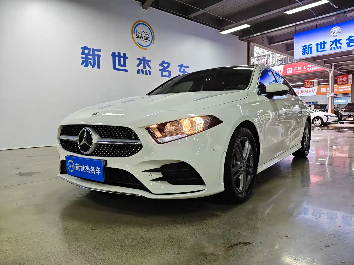 Mercedes-Benz Mercedes-Benz A-Class 2021 A 180 L Sports Sedan