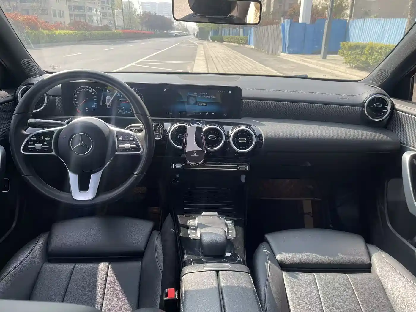 Mercedes-Benz Mercedes-Benz A-Class 2021 A 180 L Sports Sedan