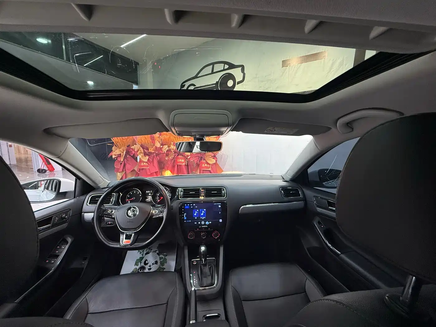 Volkswagen Sagitar 2018 1.6L Automatic Comfort