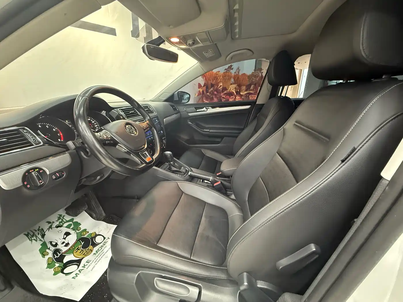 Volkswagen Sagitar 2018 1.6L Automatic Comfort