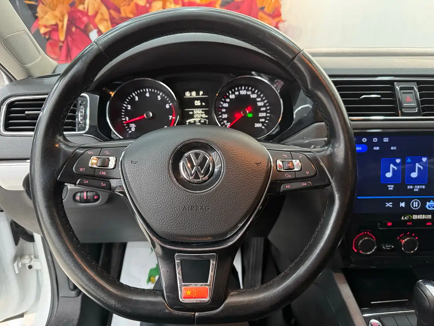 Volkswagen Sagitar 2018 1.6L Automatic Comfort