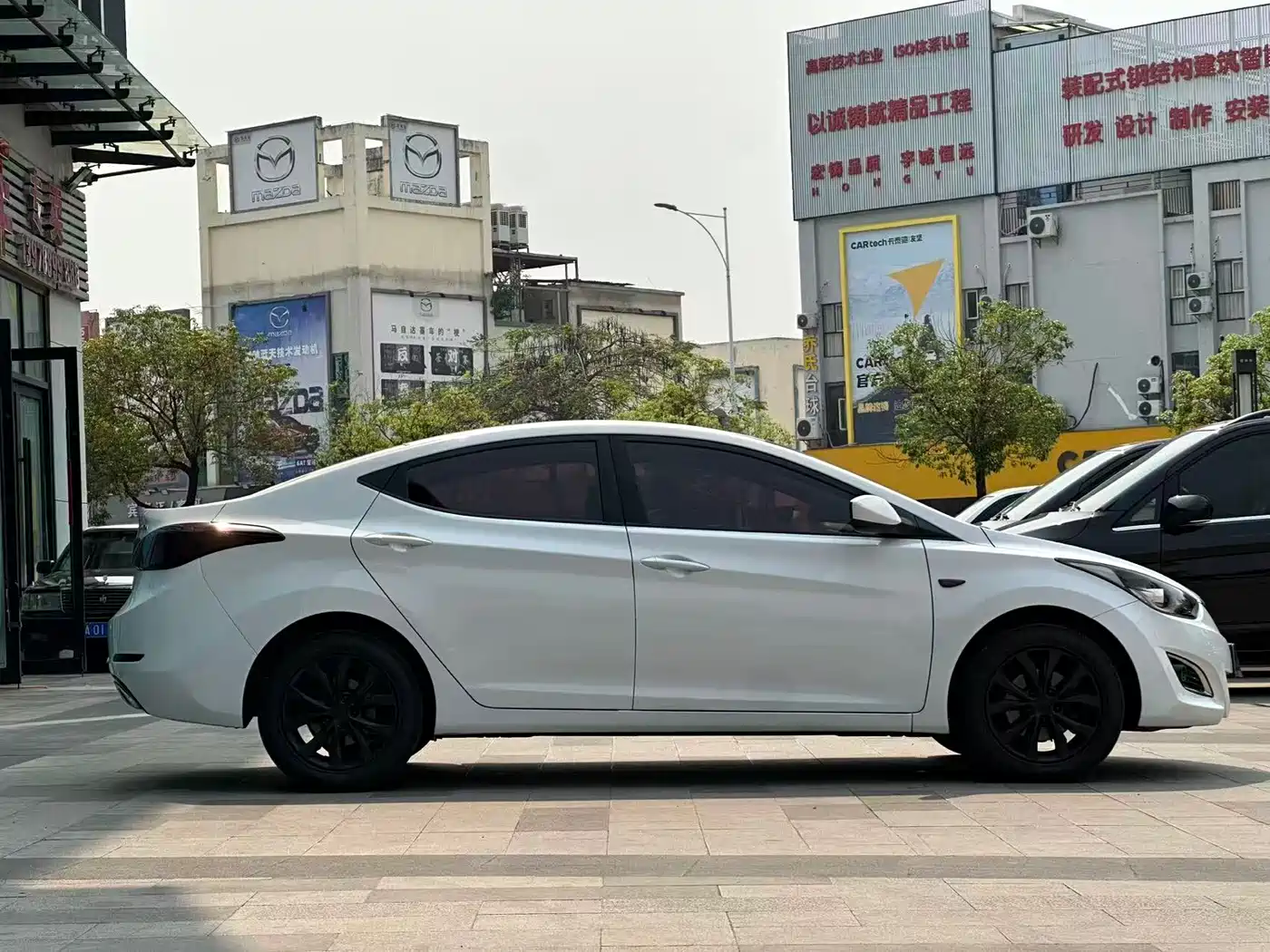 Hyundai Langdong 2016 1.6L Automatic Smart Edition