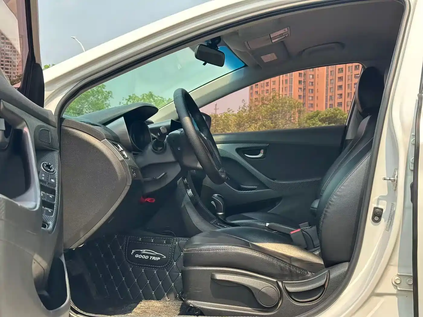 Hyundai Langdong 2016 1.6L Automatic Smart Edition