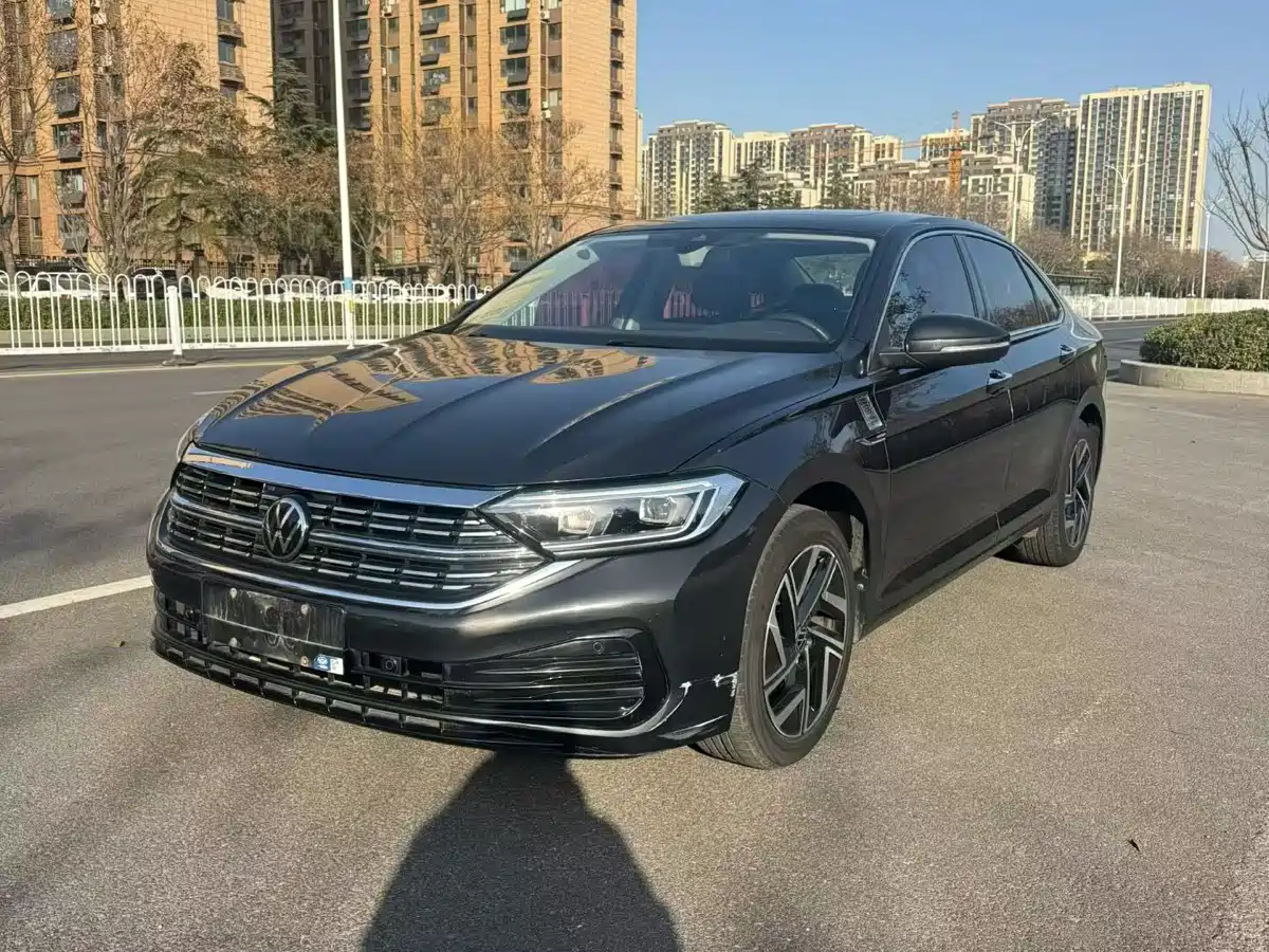 Volkswagen Sagitar 2023 Model Year 200TSI DSG Surpass Edition