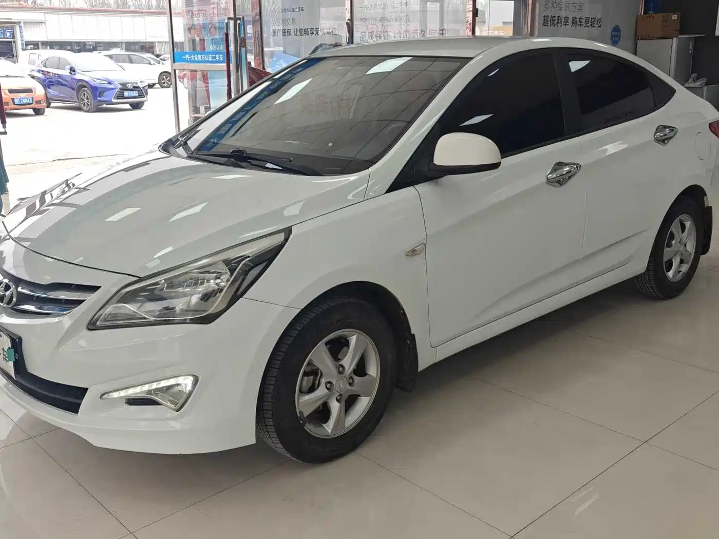 Hyundai Verna 2014 1.4L Manual Smart GLS