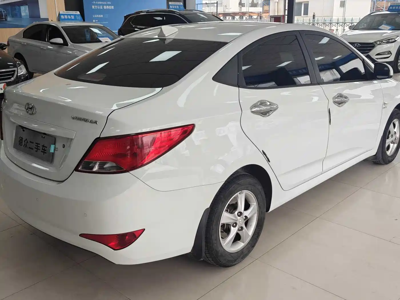 Hyundai Verna 2014 1.4L Manual Smart GLS