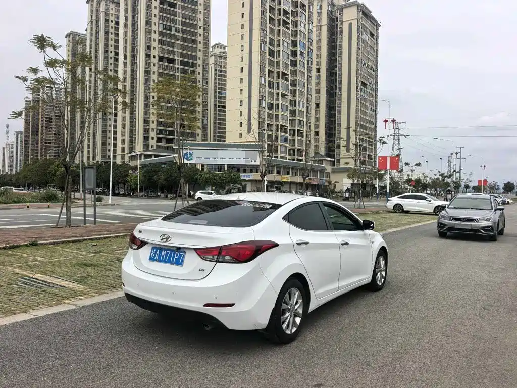 Hyundai Langdong 2016 1.6L Automatic Smart Edition