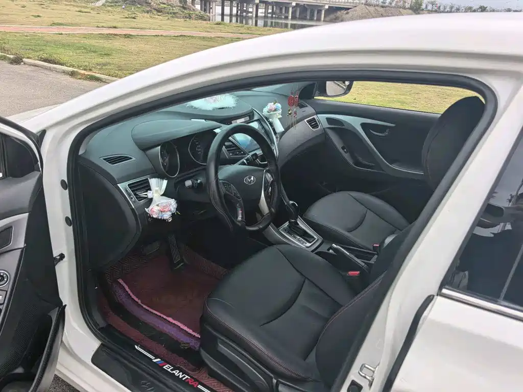 Hyundai Langdong 2016 1.6L Automatic Smart Edition