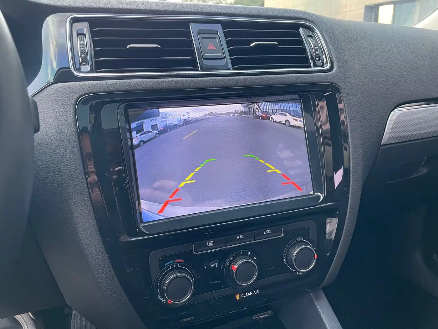 Volkswagen Sagitar 2017 1.6L Automatic Comfort