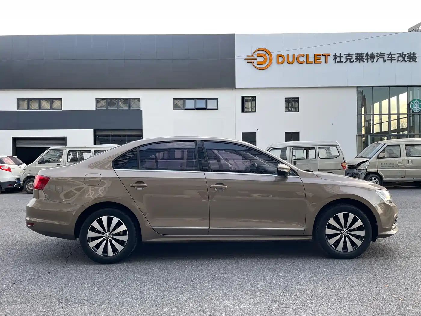Volkswagen Sagitar 2017 1.6L Automatic Comfort