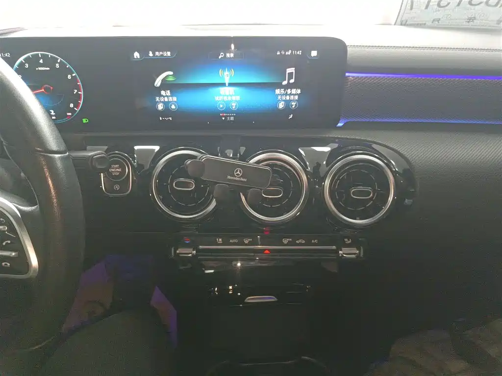 Mercedes-Benz Mercedes-Benz A-Class 2021 Facelift A 180 L Sport Sedan