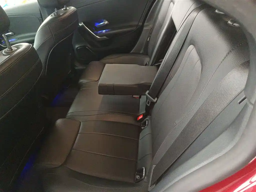 Mercedes-Benz Mercedes-Benz A-Class 2021 Facelift A 180 L Sport Sedan